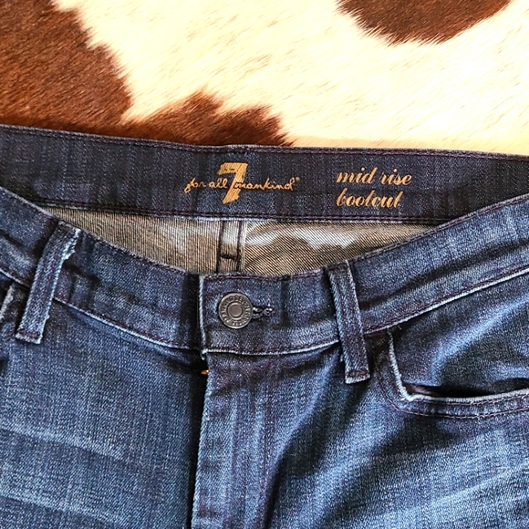 7 For All Man Kind, Mid Rise, Bootcut Jeans - Picture 4 of 5